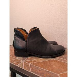 Frye Melissa Shootie Classic Leather Ankle Boot W 8.5B Chic